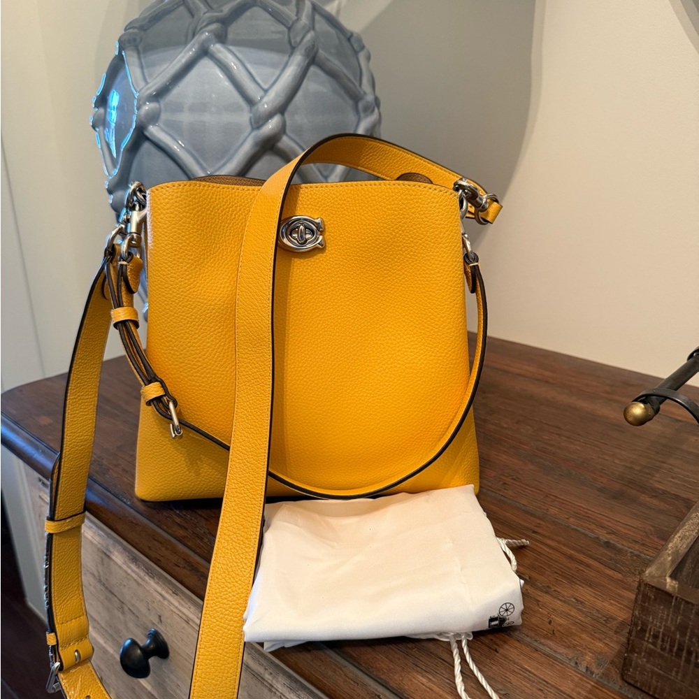 Coach Willow Bucket Bag